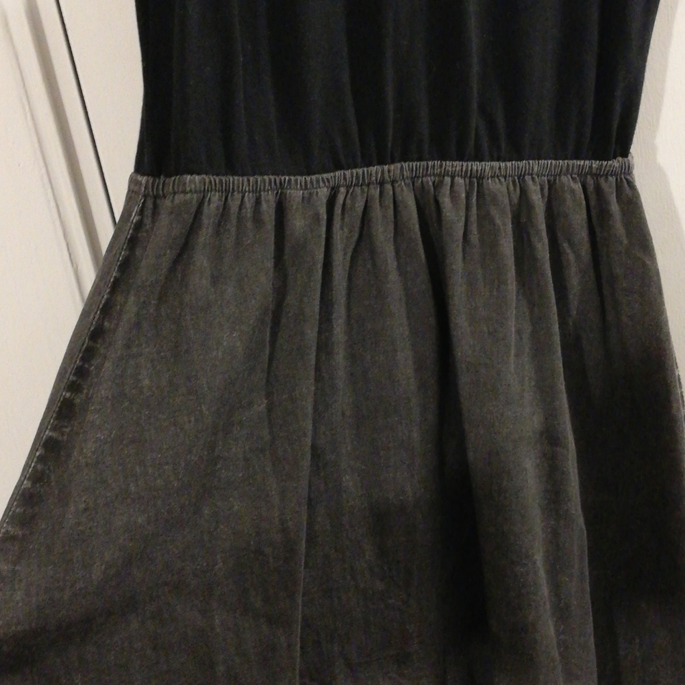 Dress - Picture 4 of 5